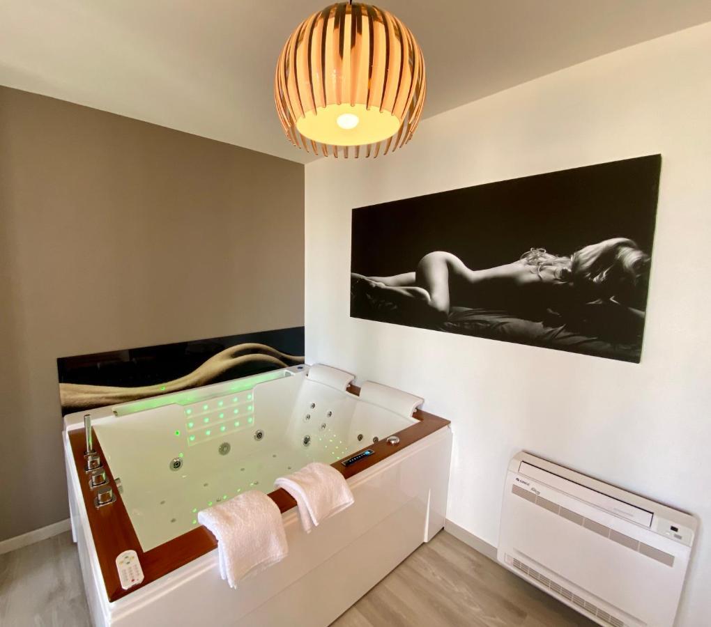 La Vague Tendresse - Vue Mer - Jacuzzi & Sauna Ле-Трепор Экстерьер фото